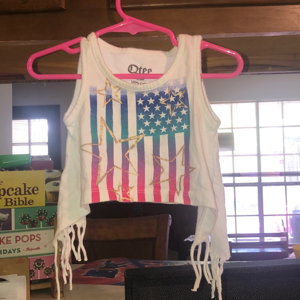 5/$20 flag tank with fringe